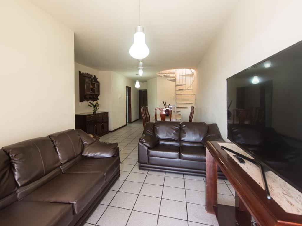 Excelente Cobertura Duplex A 2 Quadras Da Praia Do Forte Com 4 Quartos Cabo Frío Exterior foto